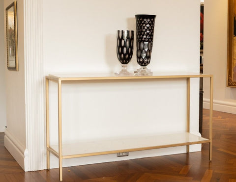 Retreat Console